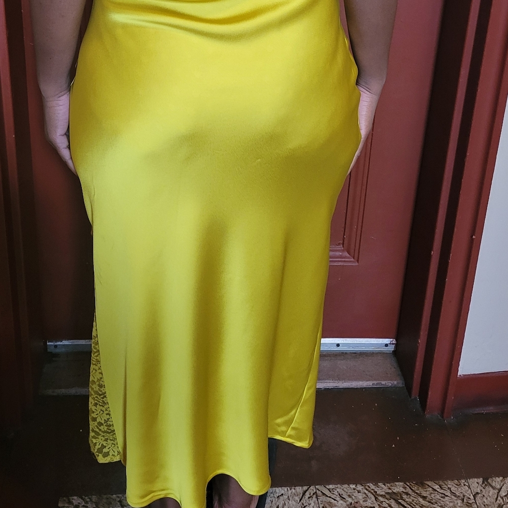 FUTURE COLLECTIVE WOMEN'S YELLOW MAXI SLIP DRESS SIZE M - Picture 7 of 13
